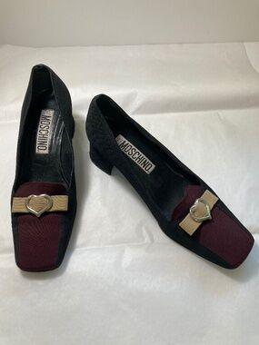 Moschino S6 Low Block Heel w Sq Toe, Silver Heart Detail MultiColor Fabric Pumps